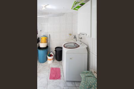 Casa à venda com 180m², 3 quartos e 3 vagas Casa à venda com 180m², 3 quartos e 3 vagasÁrea de Serviço