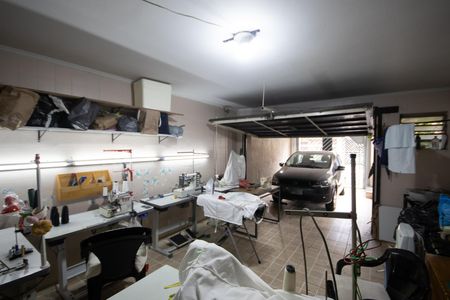 Casa à venda com 180m², 3 quartos e 3 vagas Casa à venda com 180m², 3 quartos e 3 vagasGaragem