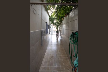 Casa à venda com 180m², 3 quartos e 3 vagas Casa à venda com 180m², 3 quartos e 3 vagasQuintal