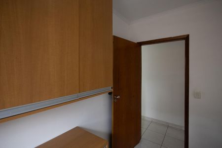 Casa à venda com 180m², 3 quartos e 3 vagas Casa à venda com 180m², 3 quartos e 3 vagasQuarto 2