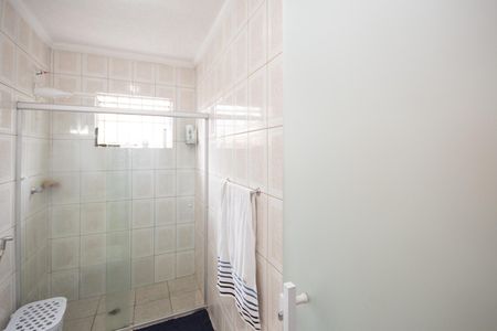 Casa à venda com 180m², 3 quartos e 3 vagas Casa à venda com 180m², 3 quartos e 3 vagasBanheiro 1