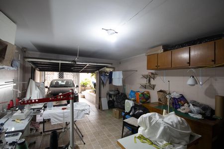Casa à venda com 180m², 3 quartos e 3 vagas Casa à venda com 180m², 3 quartos e 3 vagasGaragem