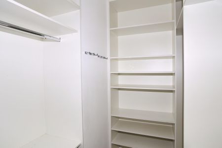 Apartamento para alugar com 98m², 3 quartos e 2 vagasCloset da suíte