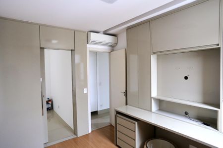 Apartamento para alugar com 98m², 3 quartos e 2 vagasSala/Quarto