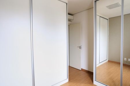 Apartamento para alugar com 98m², 3 quartos e 2 vagasQuarto