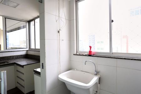 Apartamento para alugar com 98m², 3 quartos e 2 vagasCozinha e Área de Serviço