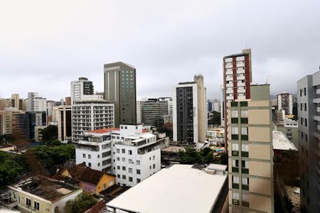 Vista de apartamento para alugar com 3 quartos, 98m² em Santo Antônio, Belo Horizonte