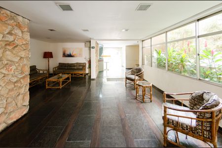 Apartamento à venda com 55m², 2 quartos e 1 vagaÁrea comum