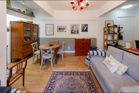 Sala de apartamento à venda com 2 quartos, 55m² em Santa Efigênia, Belo Horizonte