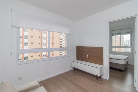 Sala de apartamento para alugar com 1 quarto, 39m² em Partenon, Porto Alegre