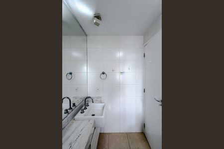 Apartamento para alugar com 89m², 3 quartos e 2 vagas Apartamento para alugar com 89m², 3 quartos e 2 vagasBanheiro da Suíte