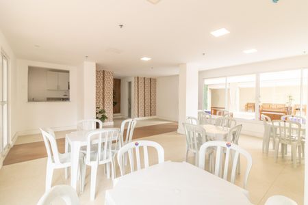 Apartamento para alugar com 49m², 2 quartos e 1 vagaÁrea comum