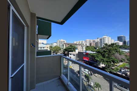 Varanda de apartamento para alugar com 2 quartos, 49m² em Recreio dos Bandeirantes, Rio de Janeiro