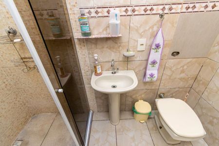 Apartamento à venda com 70m², 2 quartos e sem vagaBanheiro