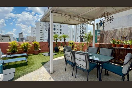 Apartamento à venda com 325m², 3 quartos e 2 vagas Apartamento à venda com 325m², 3 quartos e 2 vagasCobertura