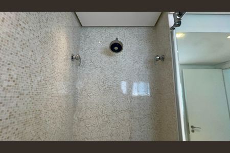 Apartamento à venda com 325m², 3 quartos e 2 vagas Apartamento à venda com 325m², 3 quartos e 2 vagasBanheiro da Suíte 1