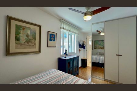 Apartamento à venda com 325m², 3 quartos e 2 vagas Apartamento à venda com 325m², 3 quartos e 2 vagasSuíte 1