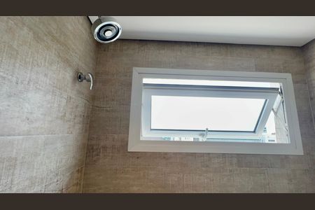 Apartamento à venda com 325m², 3 quartos e 2 vagas Apartamento à venda com 325m², 3 quartos e 2 vagasBanheiro da Suíte 2 Ela