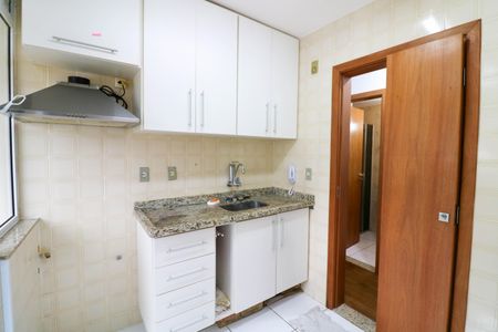 Cozinha de apartamento à venda com 1 quarto, 46m² em Santo Amaro, São Paulo