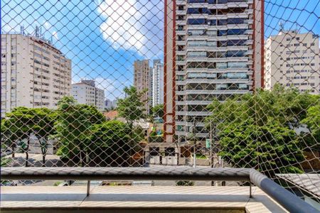 Apartamento à venda com 160m², 4 quartos e 4 vagasVaranda