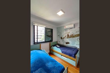 Apartamento à venda com 160m², 4 quartos e 4 vagasQuarto