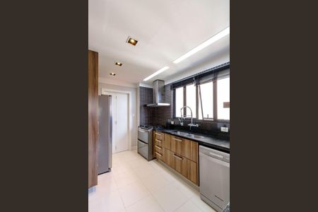 Apartamento à venda com 160m², 4 quartos e 4 vagasCozinha