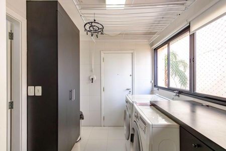 Apartamento à venda com 160m², 4 quartos e 4 vagasÁrea de serviço