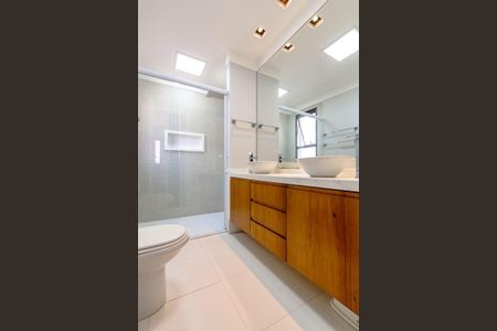 Apartamento à venda com 160m², 4 quartos e 4 vagasBanheiro