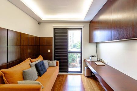 Apartamento à venda com 160m², 4 quartos e 4 vagasQuarto