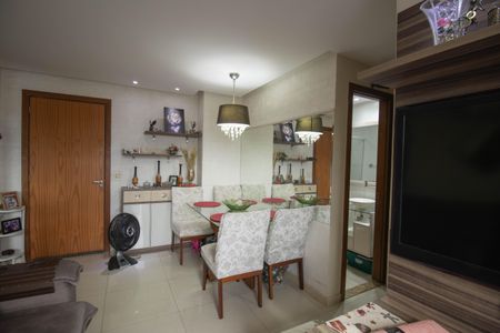 Sala de apartamento para alugar com 2 quartos, 59m² em Neves, São Gonçalo