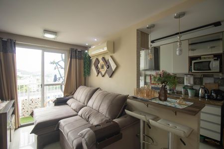 Sala de apartamento para alugar com 2 quartos, 59m² em Neves, São Gonçalo