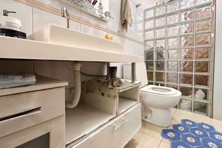 Casa à venda com 260m², 4 quartos e 2 vagasBanheiro Social - Casa 1