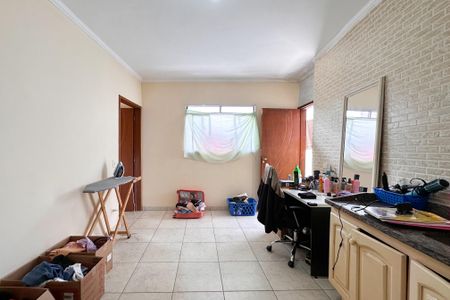 Casa à venda com 260m², 4 quartos e 2 vagasSala - Casa 3