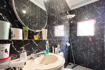 Casa à venda com 260m², 4 quartos e 2 vagasBanheiro da Suíte - Casa 3