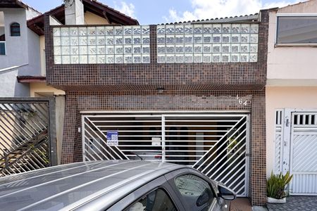 Casa à venda com 260m², 4 quartos e 2 vagasFachada