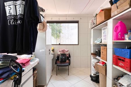 Casa à venda com 260m², 4 quartos e 2 vagasÁrea de Serviço - Casa 1