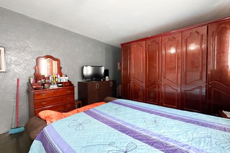 Casa à venda com 260m², 4 quartos e 2 vagasSuíte 2 - Casa 1