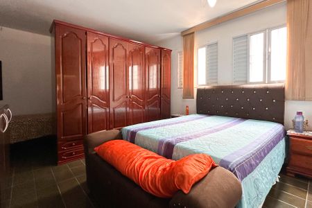 Casa à venda com 260m², 4 quartos e 2 vagasSuíte 2 - Casa 1