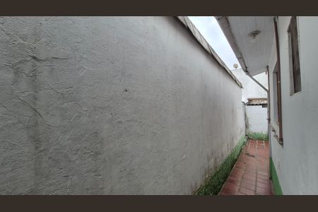 Vista de casa à venda com 2 quartos, 120m² em Pinheirinho, Santo André