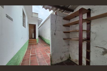 Casa à venda com 120m², 2 quartos e 1 vagaArea de serviço