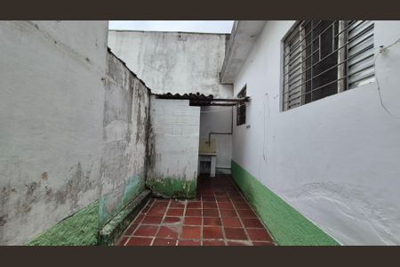 Casa à venda com 120m², 2 quartos e 1 vagaArea de serviço