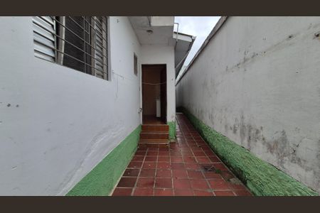 Casa à venda com 120m², 2 quartos e 1 vagaArea de serviço