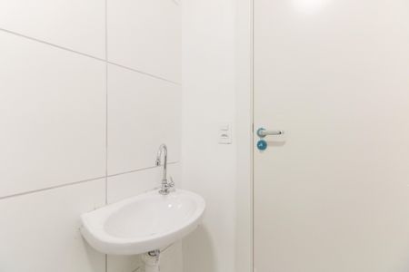 Apartamento à venda com 38m², 2 quartos e sem vaga Apartamento à venda com 38m², 2 quartos e sem vagaBanheiro