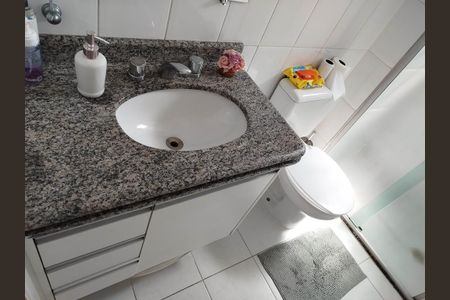 Apartamento à venda com 80m², 3 quartos e 1 vagaBanheiro 2