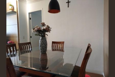 Apartamento à venda com 80m², 3 quartos e 1 vagaSala