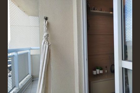 Apartamento à venda com 80m², 3 quartos e 1 vagaVaranda
