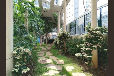 Apartamento à venda com 80m², 3 quartos e 1 vagaÁrea comum - jardim