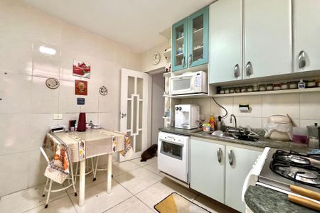 Casa à venda com 160m², 3 quartos e 2 vagas Casa à venda com 160m², 3 quartos e 2 vagasCozinha