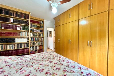 Casa à venda com 160m², 3 quartos e 2 vagas Casa à venda com 160m², 3 quartos e 2 vagasQuarto 2