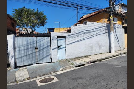 Fachada de casa à venda com 2 quartos, 300m² em Vila Ede, São Paulo